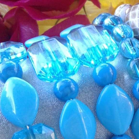 🆕Handmade Bracelet & Earring Set🆕 - Picture 4 of 5